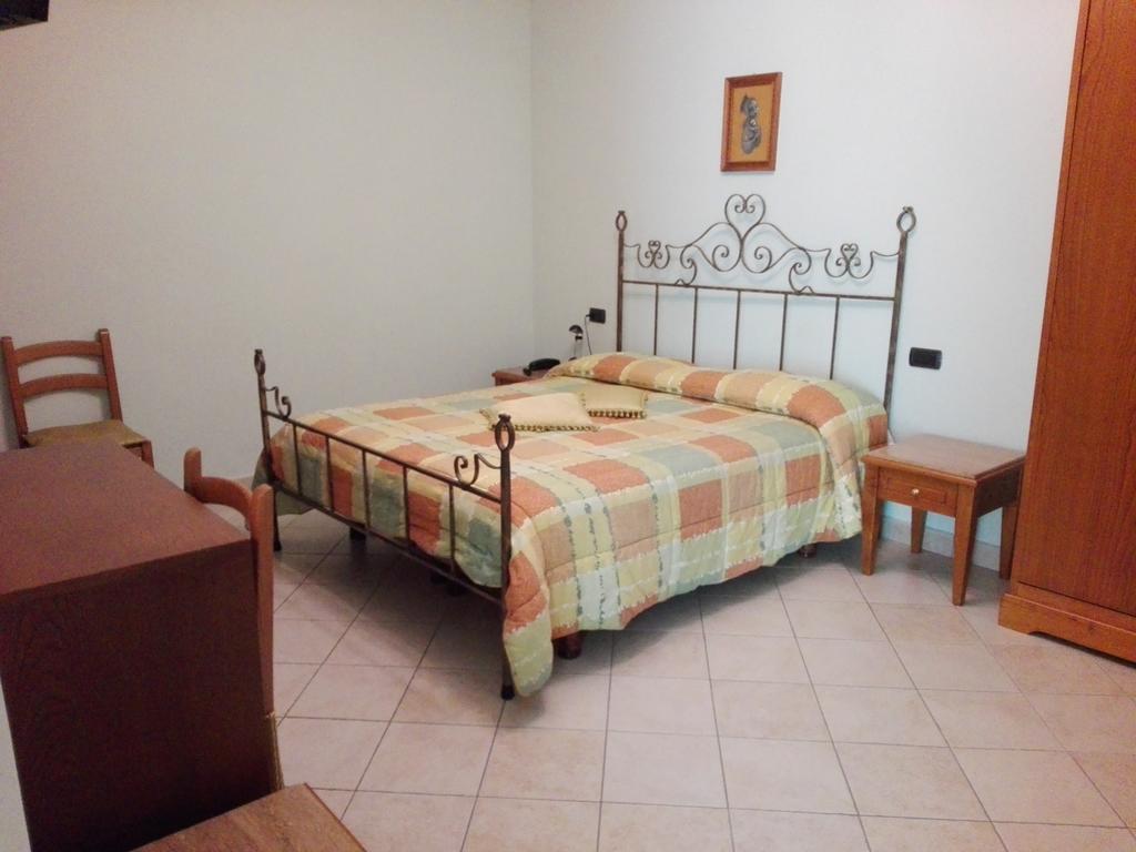 Hotel Ponte San Vittorino Assisi Bagian luar foto