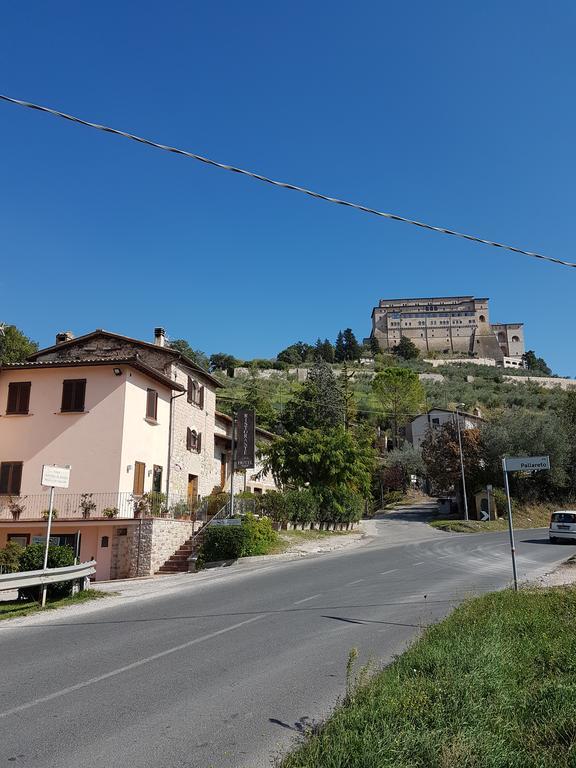 Hotel Ponte San Vittorino Assisi Bagian luar foto